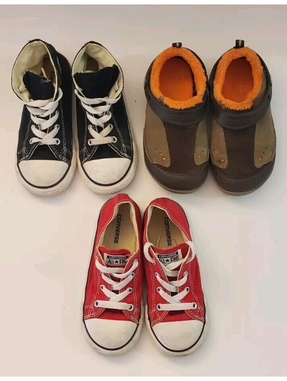 KIDS SIZE 10 Shoes CONVERSE ALL STAR Black High Top Red Low Fuzzy Winter Crocs